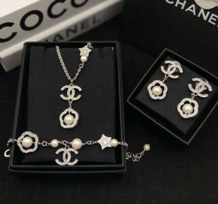 chanel set 2 , earring, necklace, bracelet